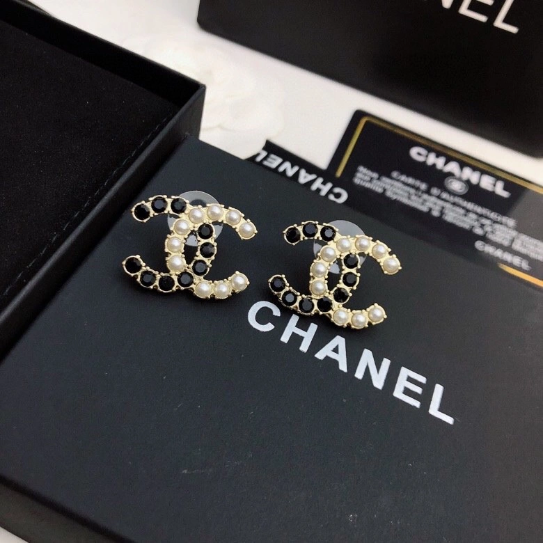 SunProtective Chanel Earrings 226090