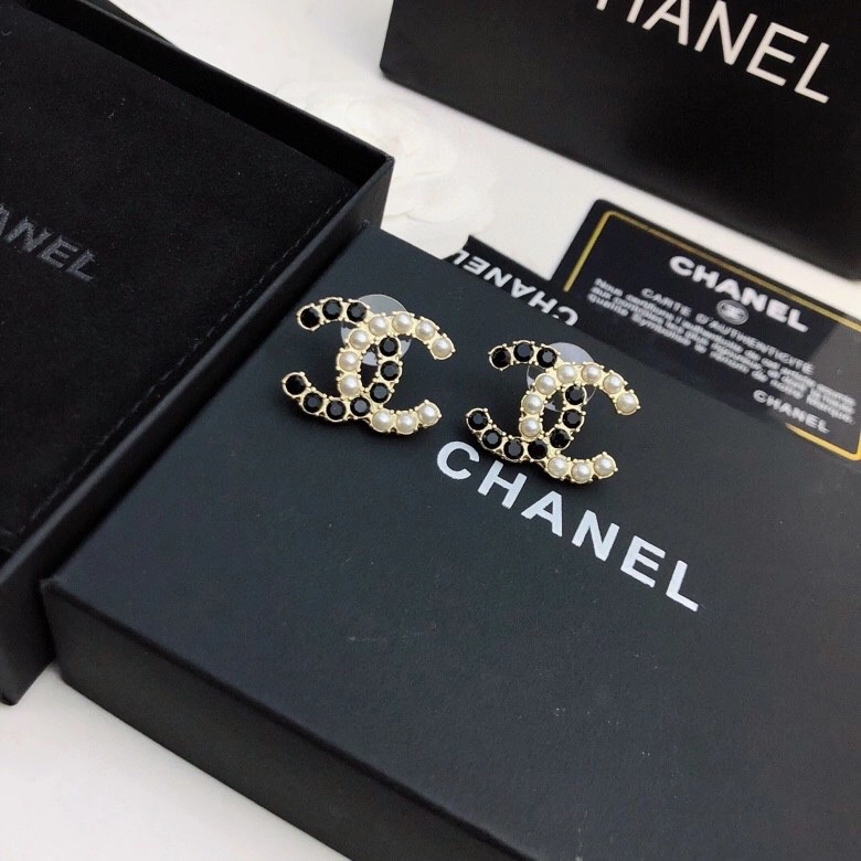 SunProtective Chanel Earrings 226090