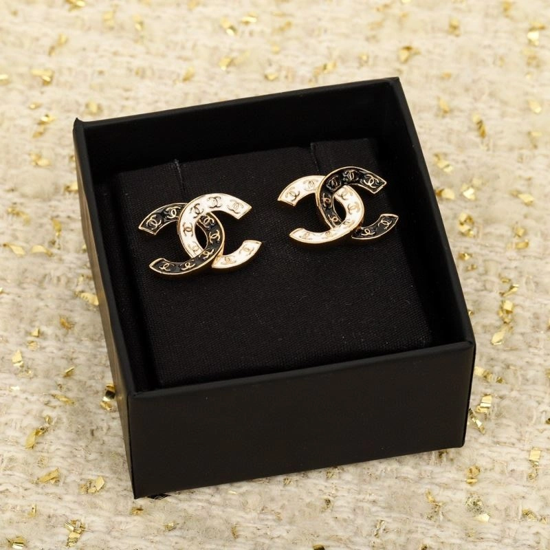 Chanel Earrings SmoothTexture 226123