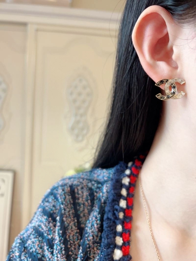 Chanel Earrings SmoothTexture 226123