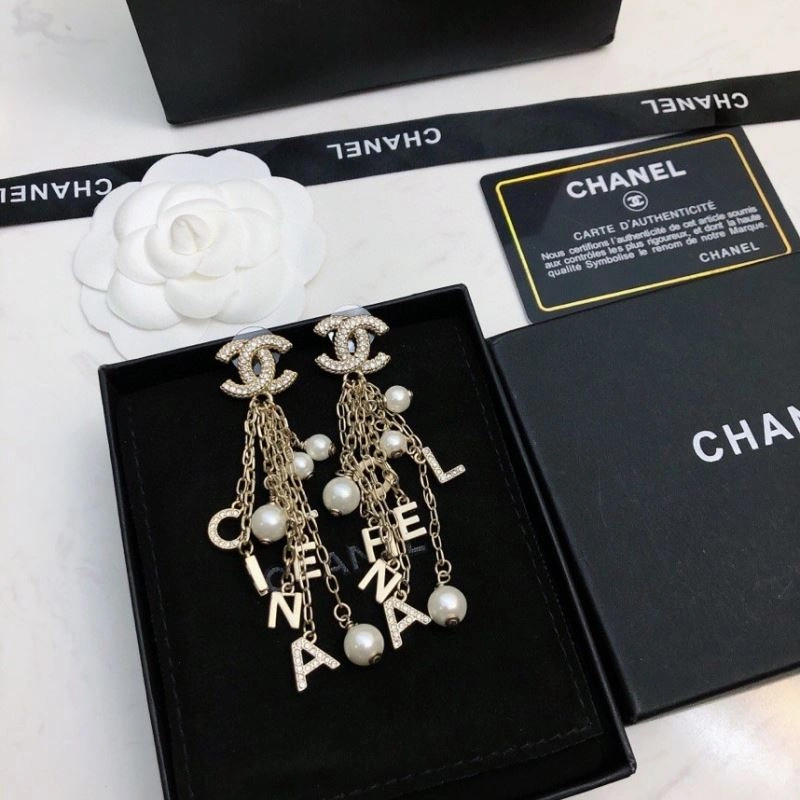 Durable Chanel Earrings 226124