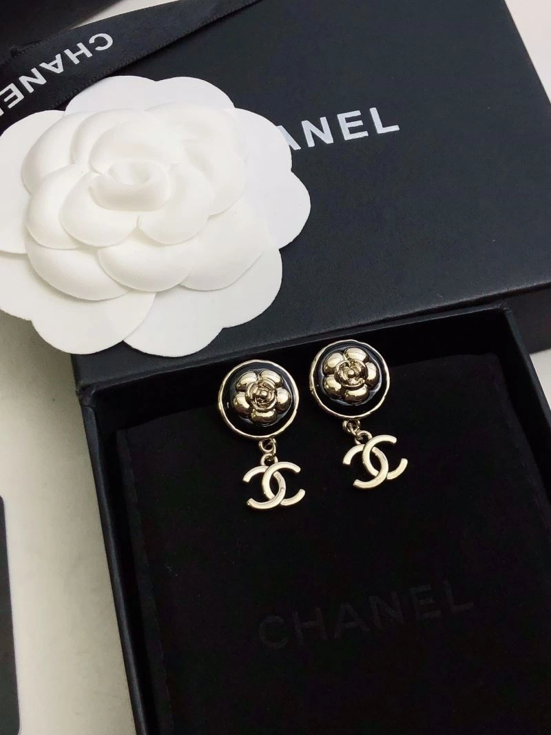 Unique Chanel Earrings 226079