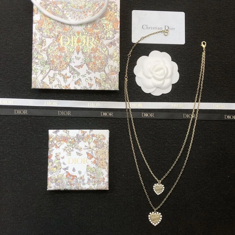 Chanel Earrings Lightweight 226069