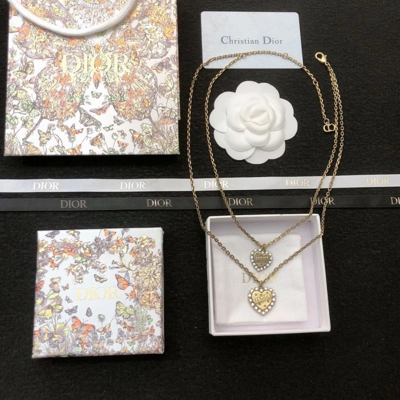 Chanel Earrings Lightweight 226069
