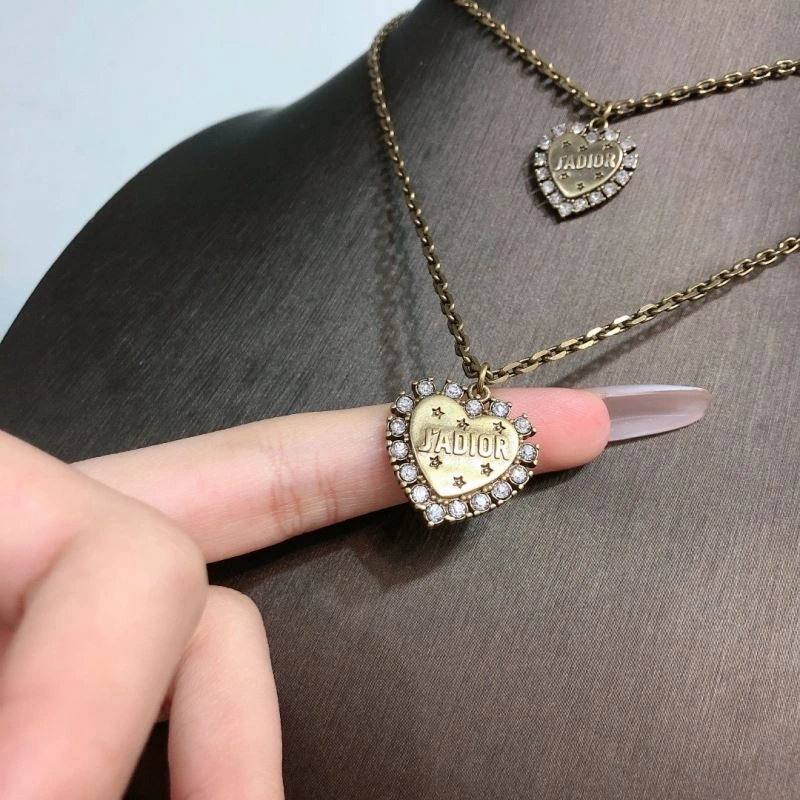 Chanel Earrings Lightweight 226069