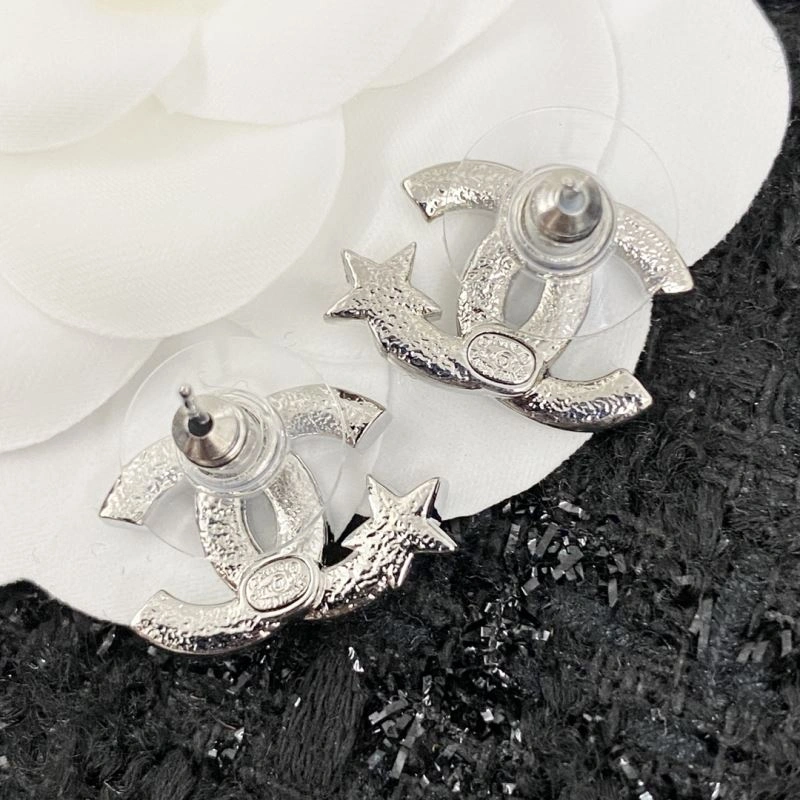 Chanel Earrings ModernLook 226120