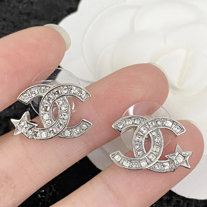 Chanel Earrings ModernLook 226120