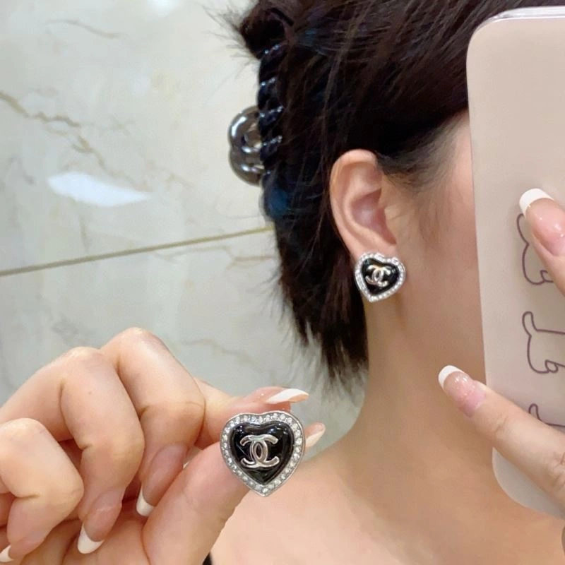 Chanel Earrings WellDesigned 226118