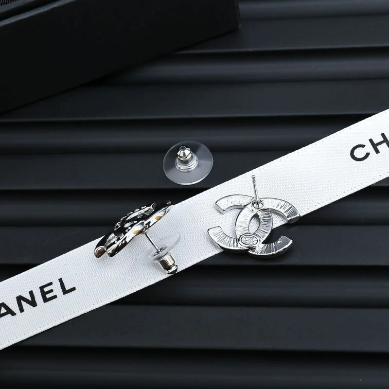Youthful Chanel Earrings 226116