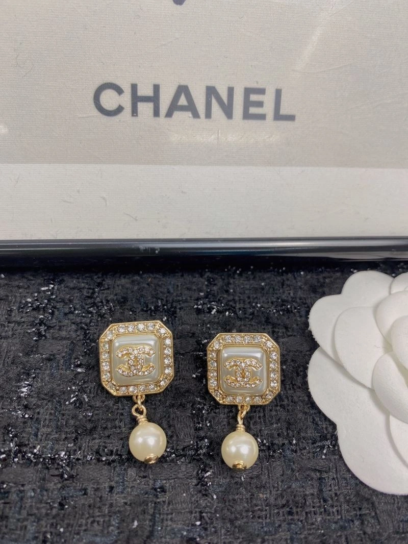 Chanel Earrings Durable 226039