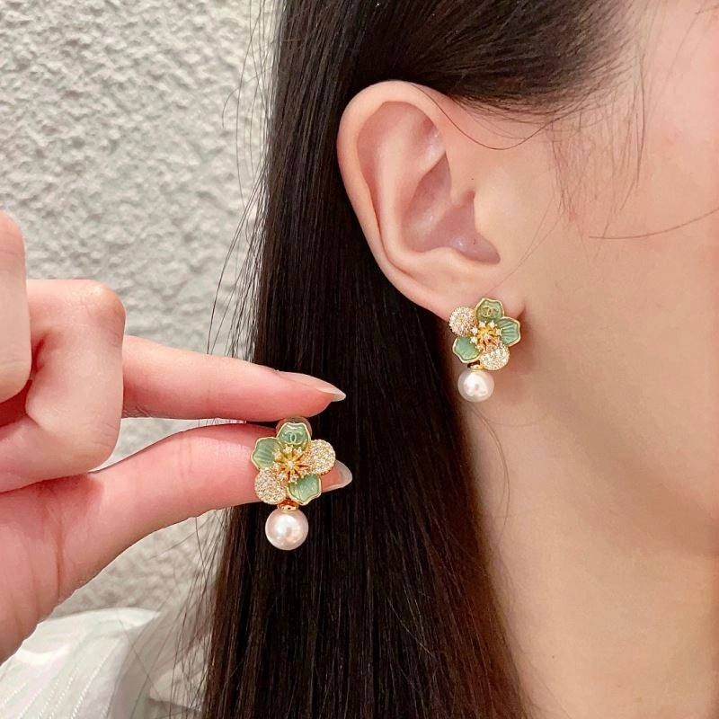 Chanel Earrings Refined 226022