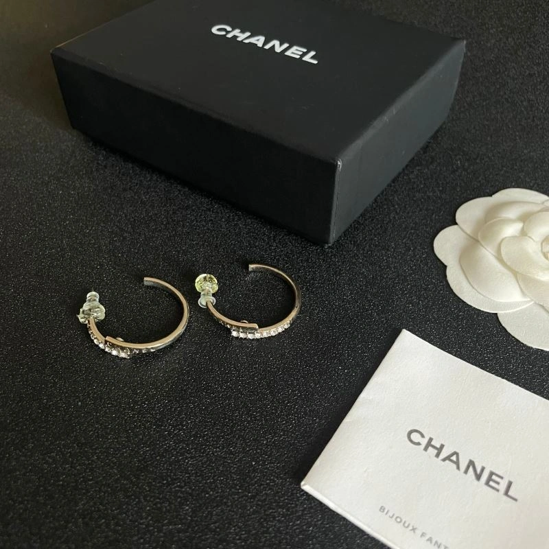 Chanel Earrings WaterResistant 226023