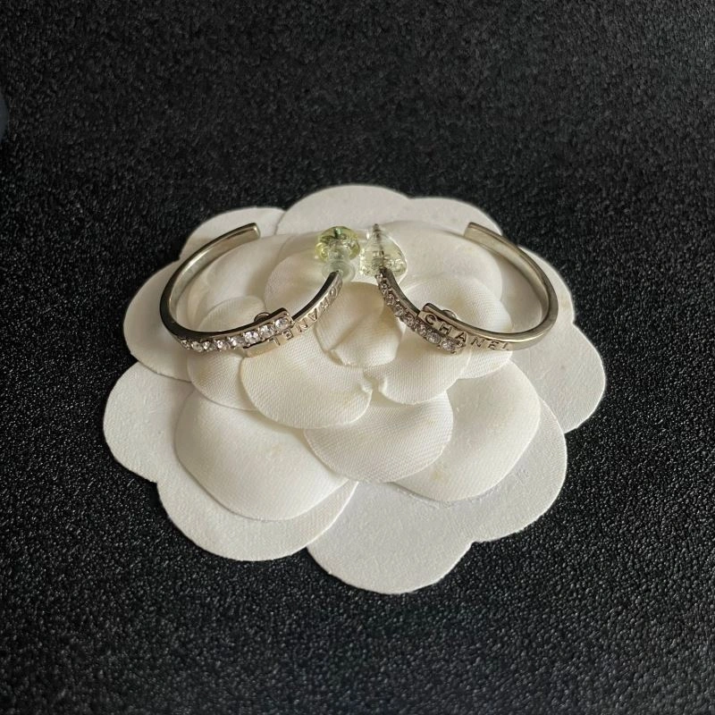 Chanel Earrings WaterResistant 226023
