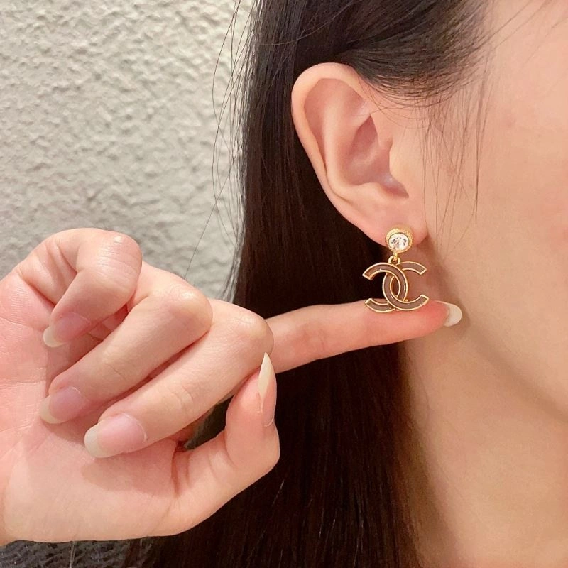 Chanel Earrings Attractive 226024