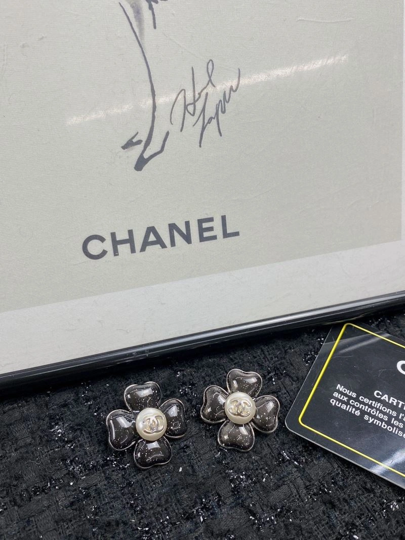 Chanel Earrings Flexible 226070