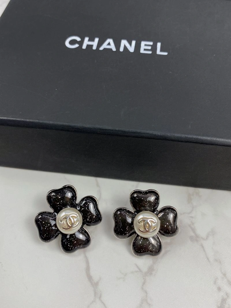 Chanel Earrings Flexible 226070