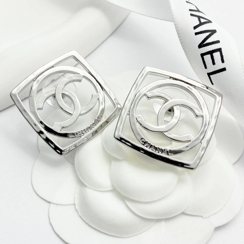 Chanel Earrings ModernLook 226015