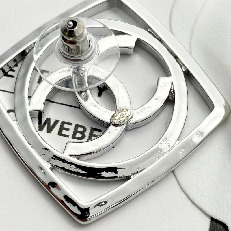 Chanel Earrings ModernLook 226015