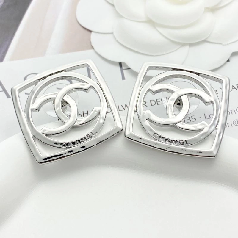 Chanel Earrings ModernLook 226015