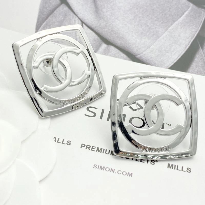 Chanel Earrings ModernLook 226015