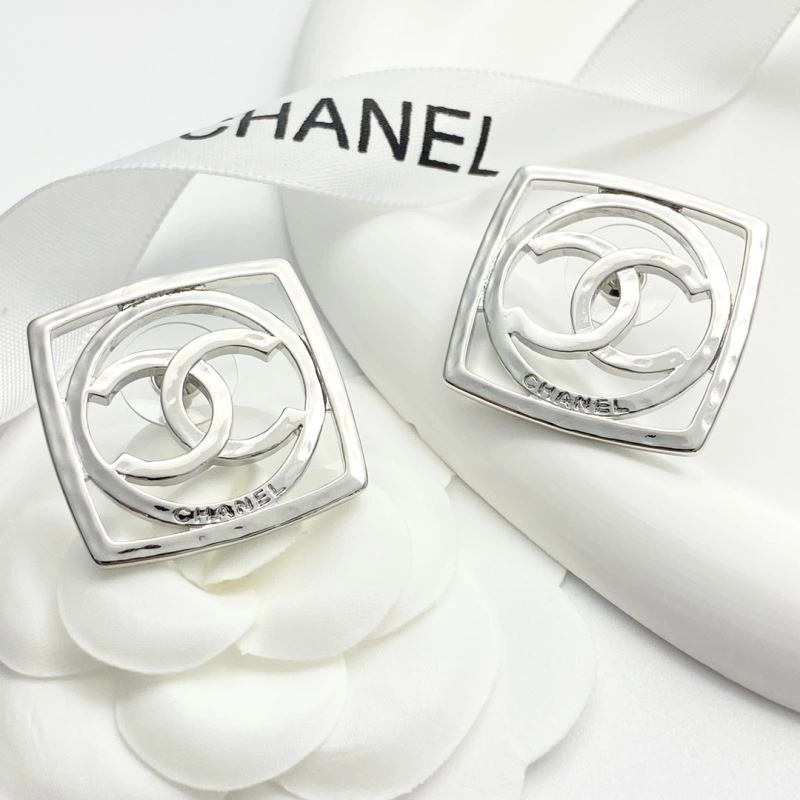 Chanel Earrings ModernLook 226015