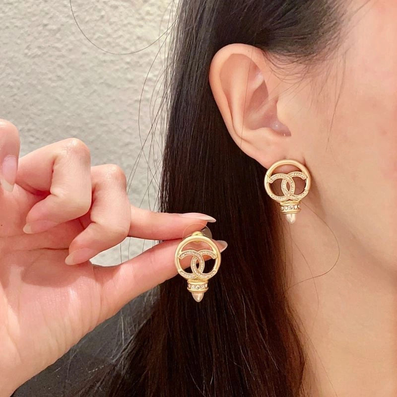 Chanel Earrings EasyMatch 225996