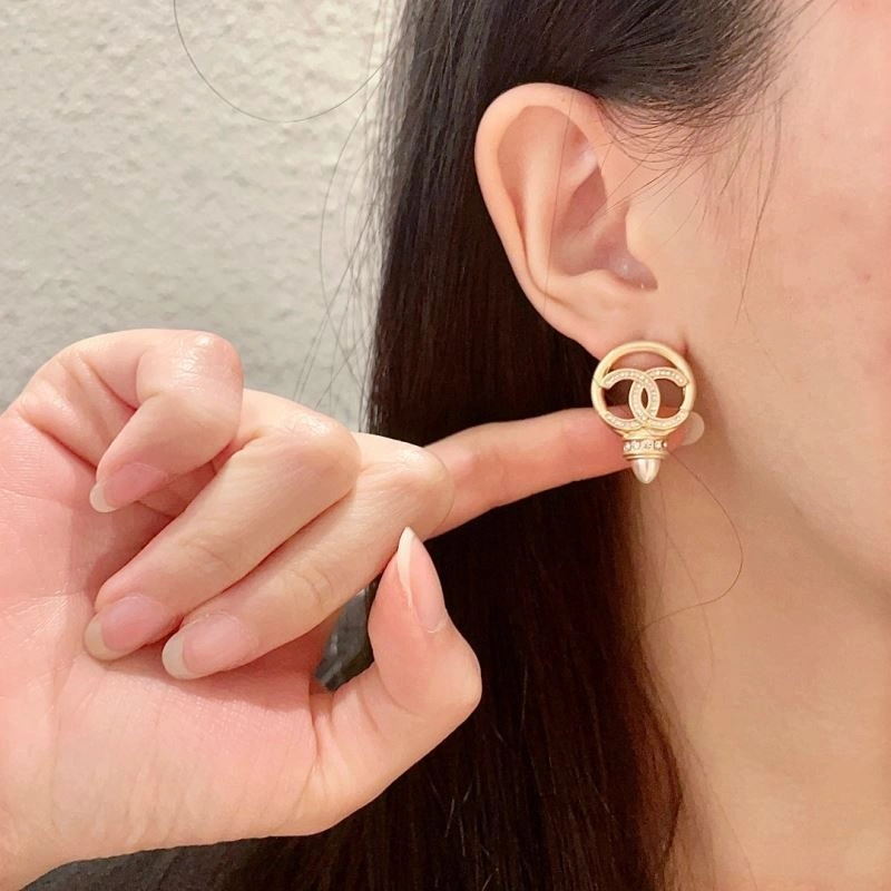 Chanel Earrings EasyMatch 225996