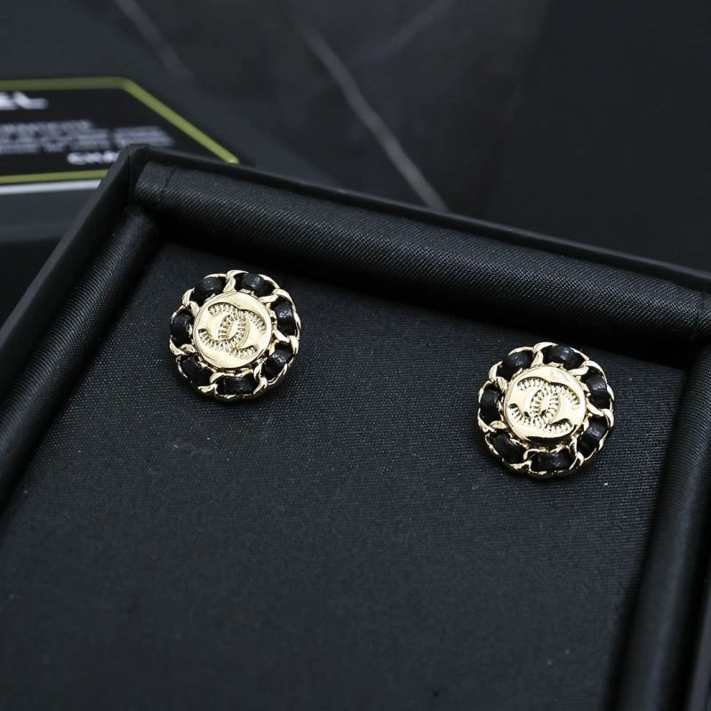 Chanel Earrings Refined 225984