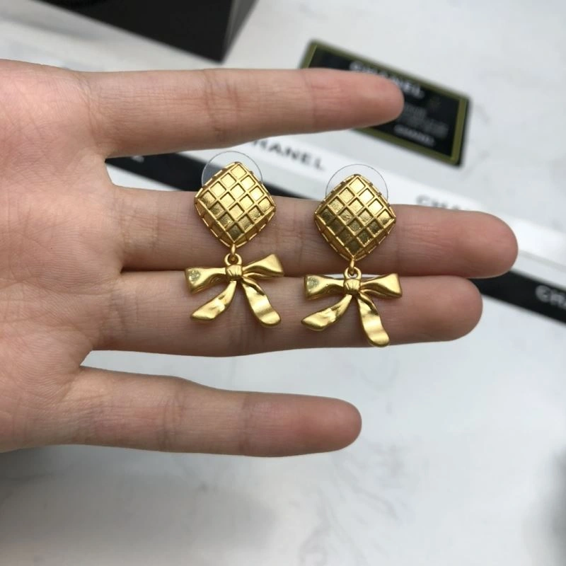 Sleek Chanel Earrings 226061
