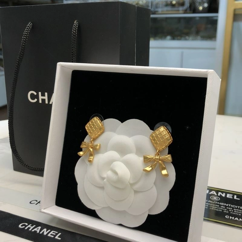 Sleek Chanel Earrings 226061