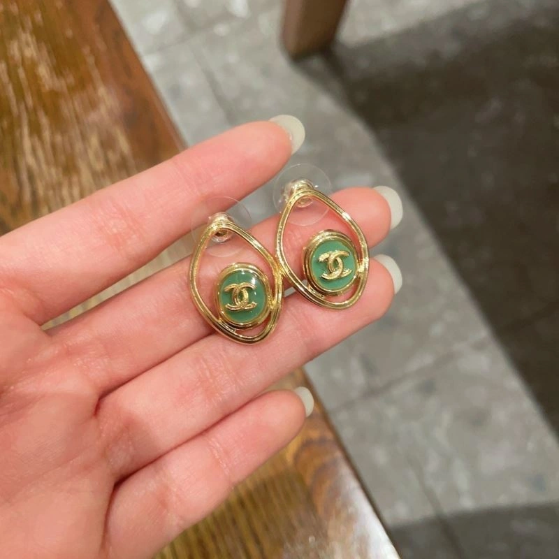 Chanel Earrings Comfortable 225948
