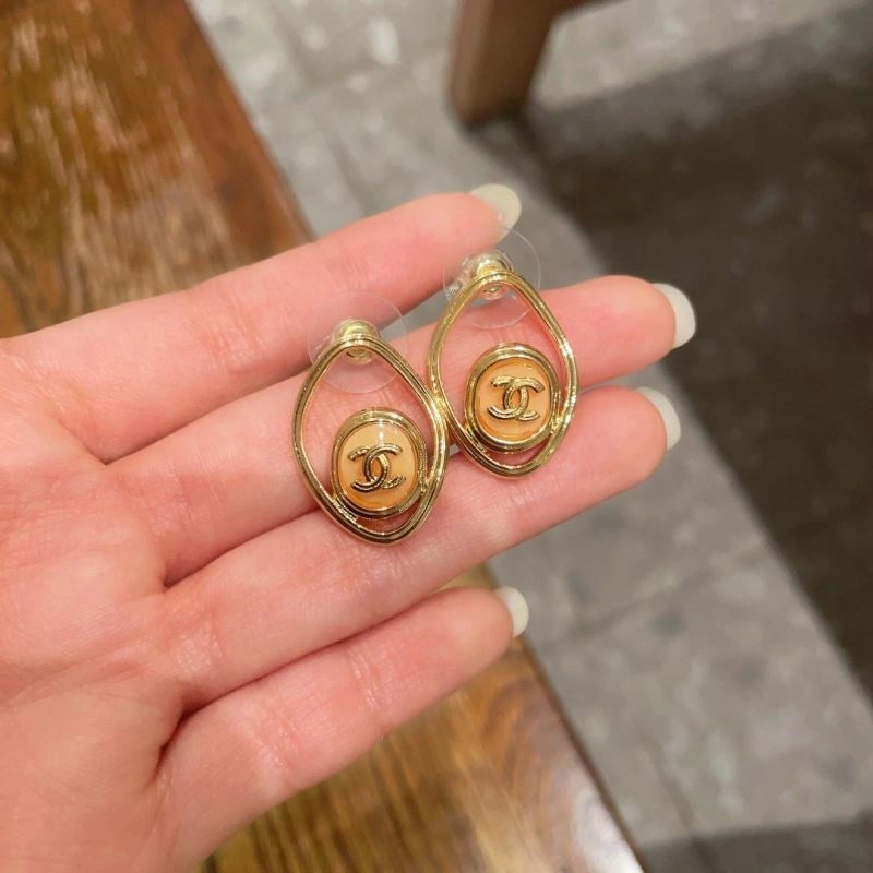 Durable Chanel Earrings 225971
