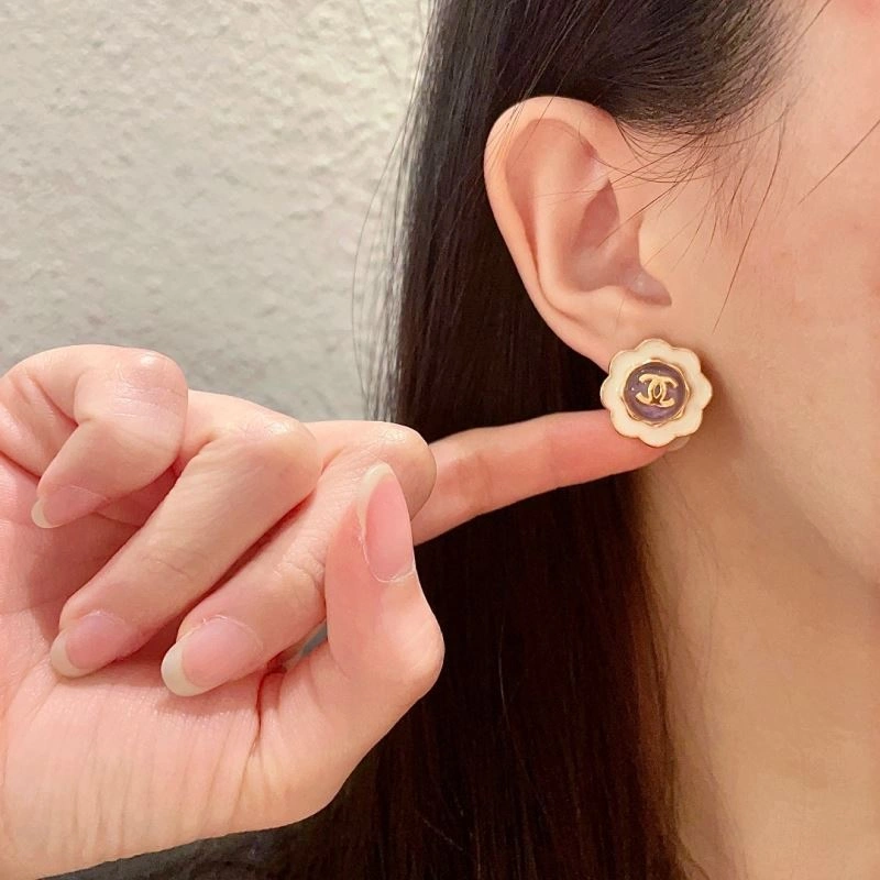 Chanel Earrings Trendy 225966