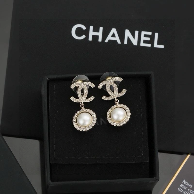 Unisex Chanel Earrings 225963