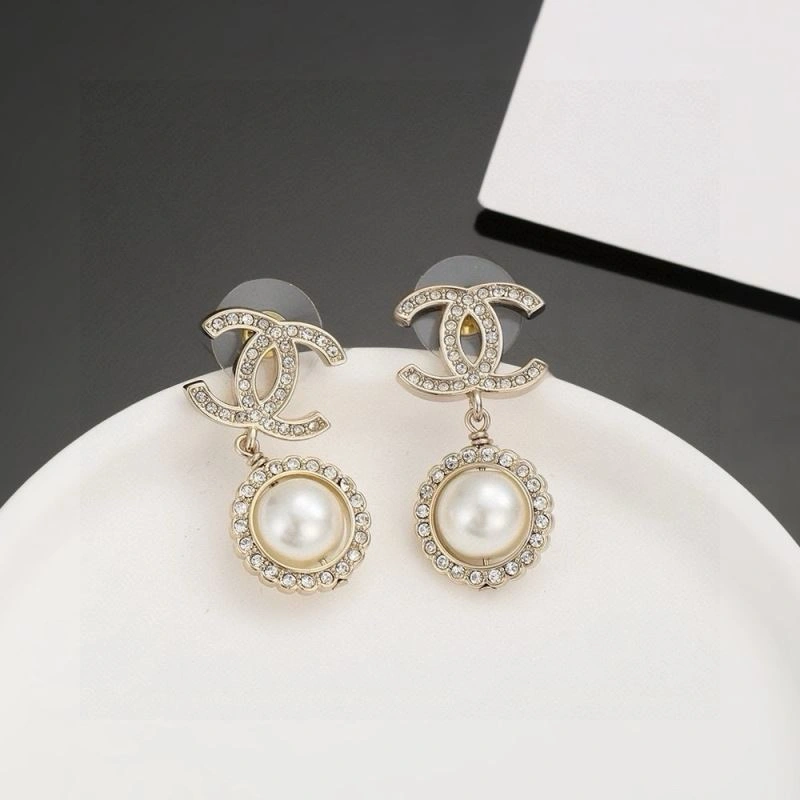 Unisex Chanel Earrings 225963