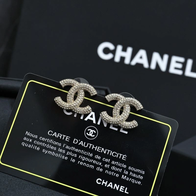 Chanel Earrings Breathable 225943