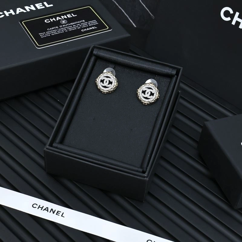 Chanel Earrings Neat 225965
