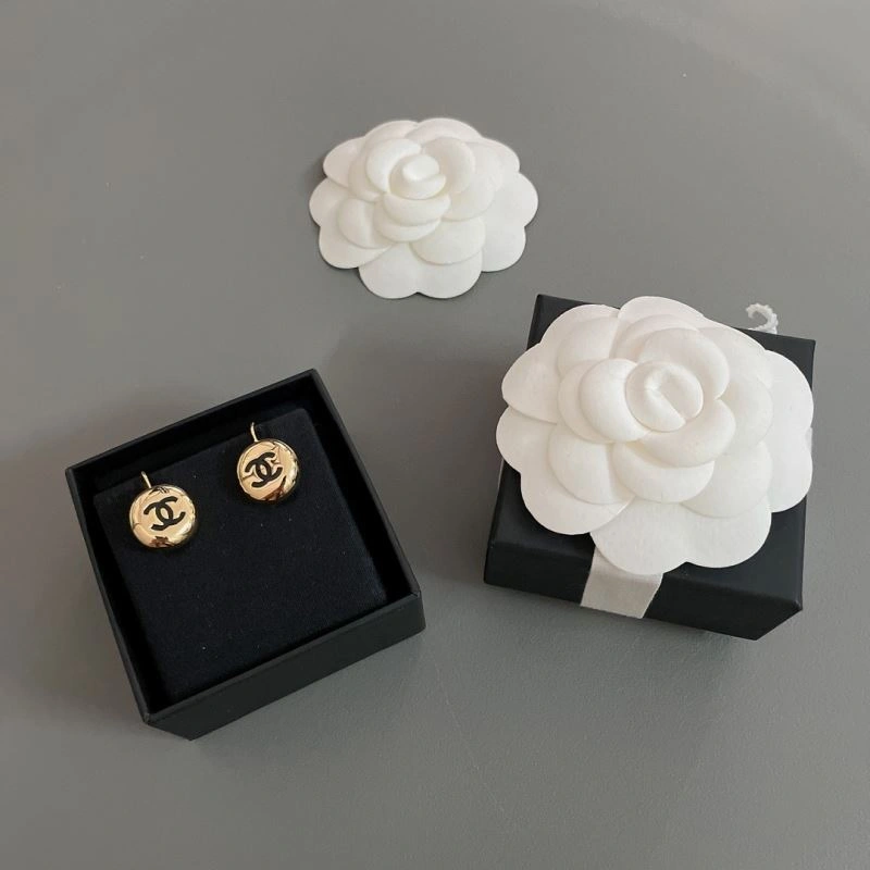 TechFriendly Chanel Earrings 225946