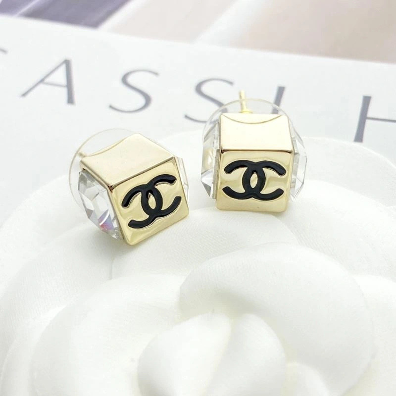 Compact Chanel Earrings 225923