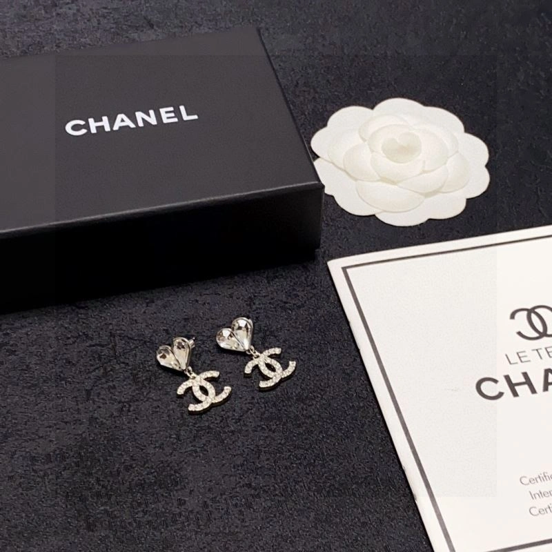 Chanel Earrings Reliable 225924