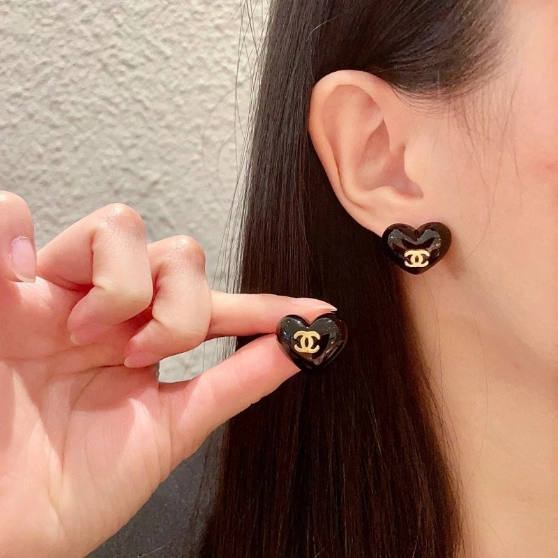Comfortable Chanel Earrings 225927