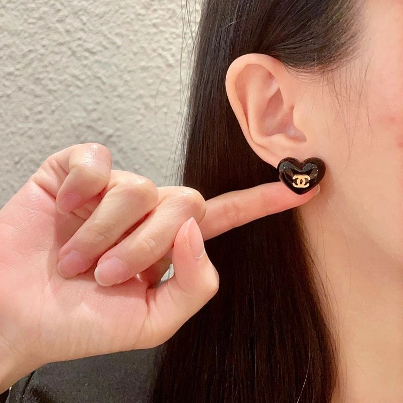 Comfortable Chanel Earrings 225927
