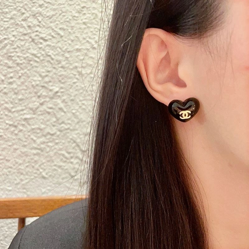 Comfortable Chanel Earrings 225927