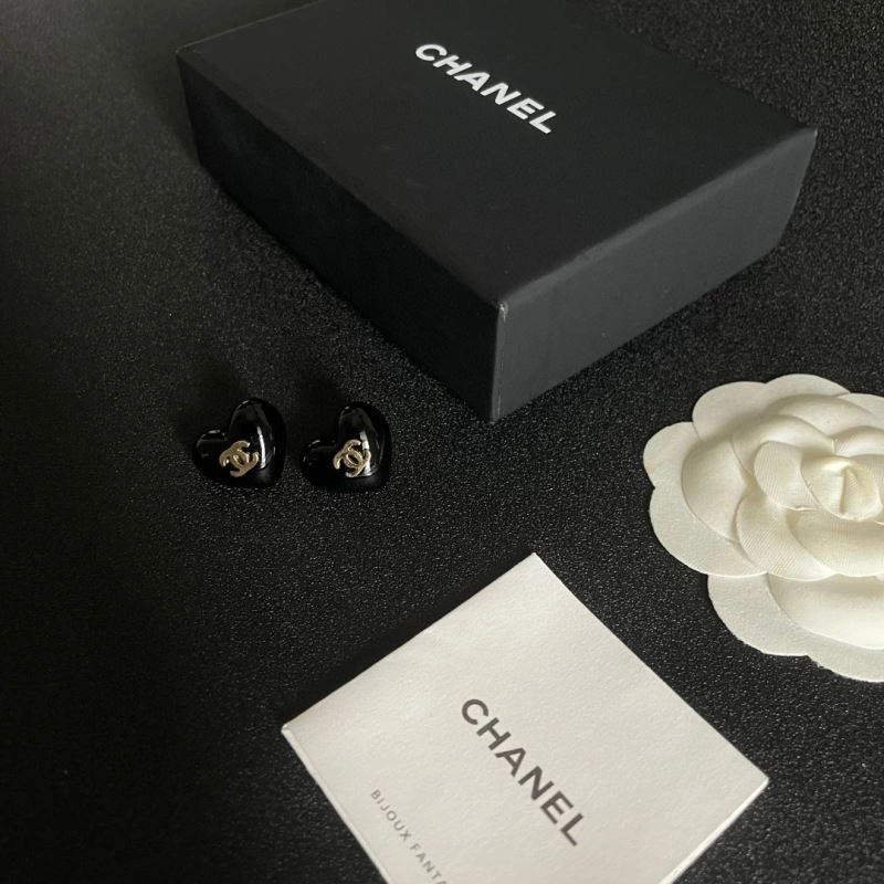 Comfortable Chanel Earrings 225927