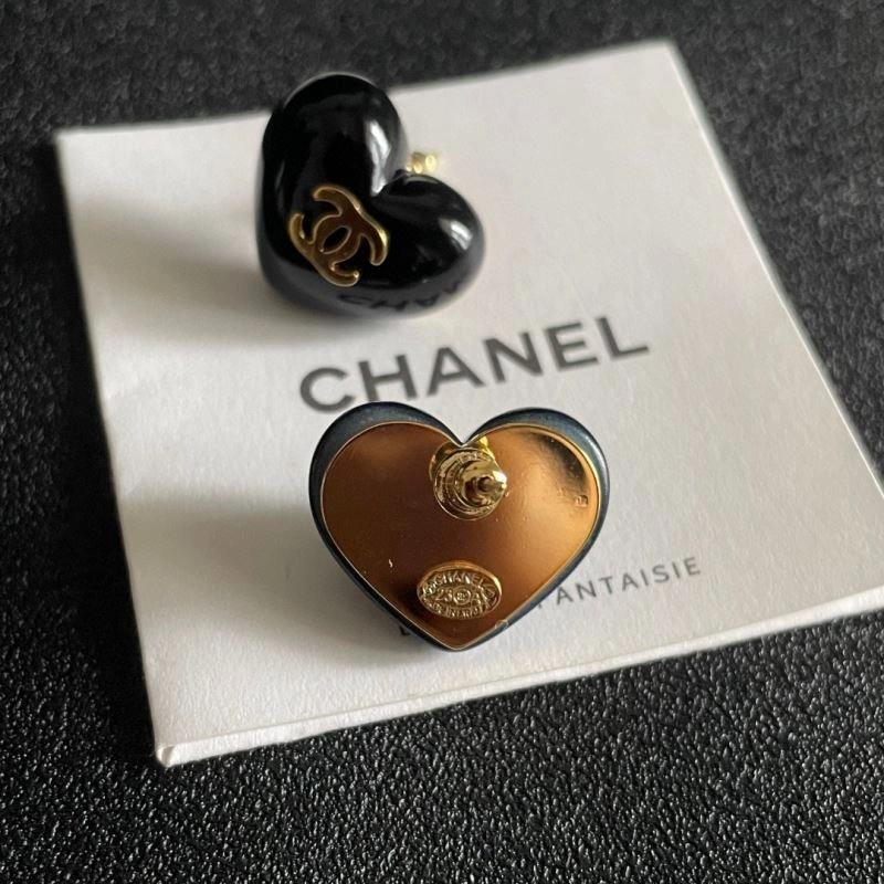 Comfortable Chanel Earrings 225927