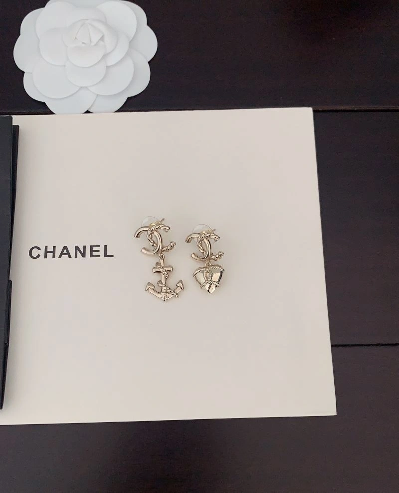 Versatile Chanel Earrings 225942