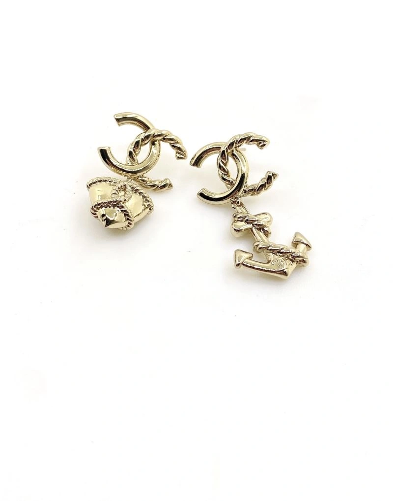 Versatile Chanel Earrings 225942