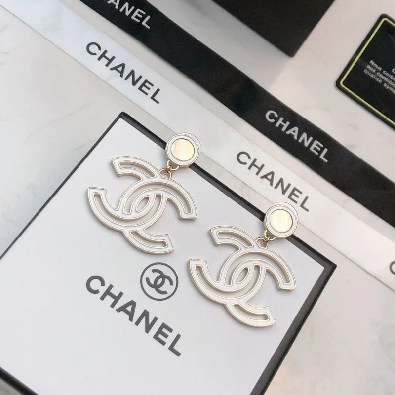 Neat Chanel Earrings 225932