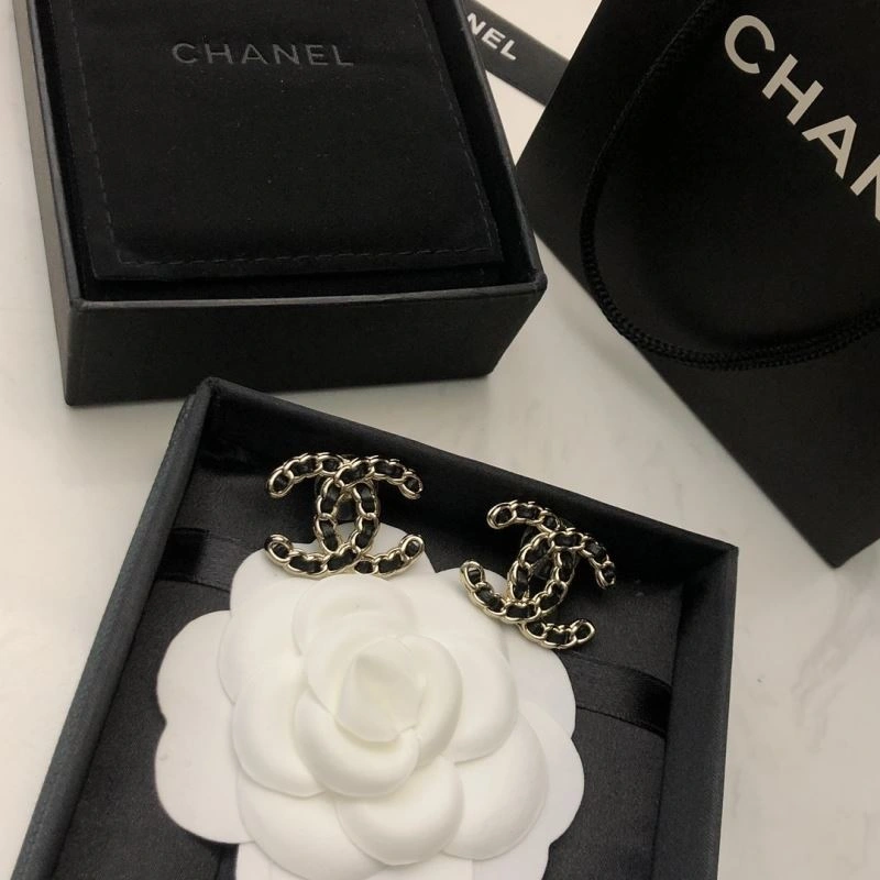 Snug Chanel Earrings 225931