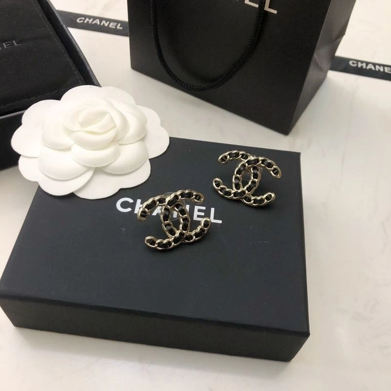Snug Chanel Earrings 225931